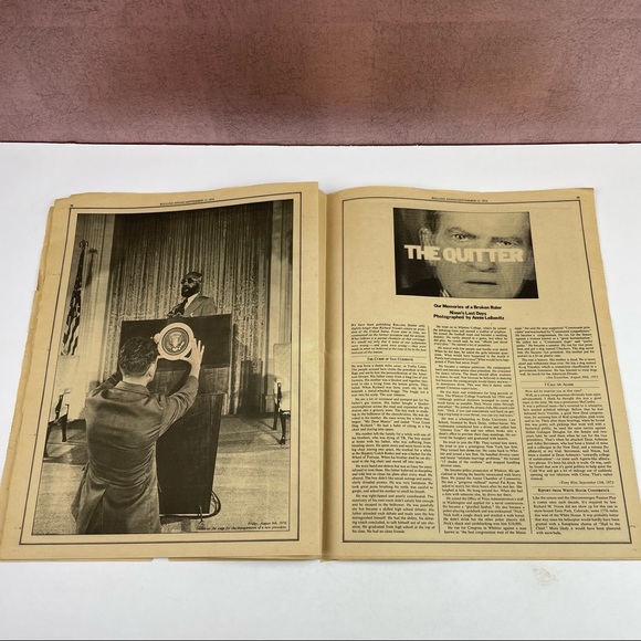 Vintage Rolling Stone Magazine Richard Nixon President September 12, 1974 - Picture 6 of 7